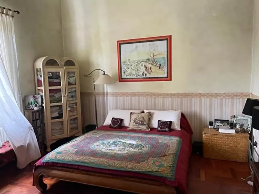 Immagine 15 di Villa in vendita  a Vecchiano