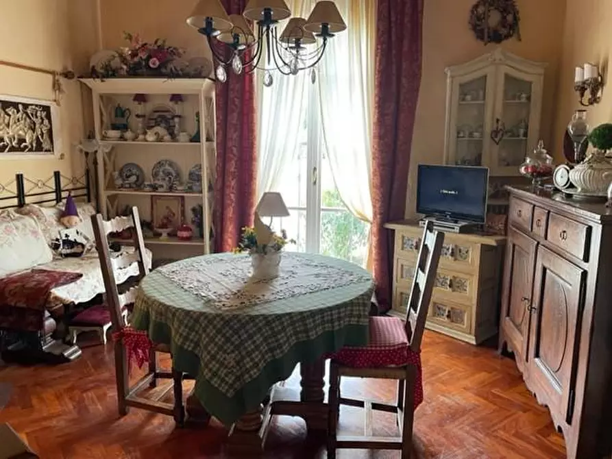 Immagine 40 di Villa in vendita  a Vecchiano