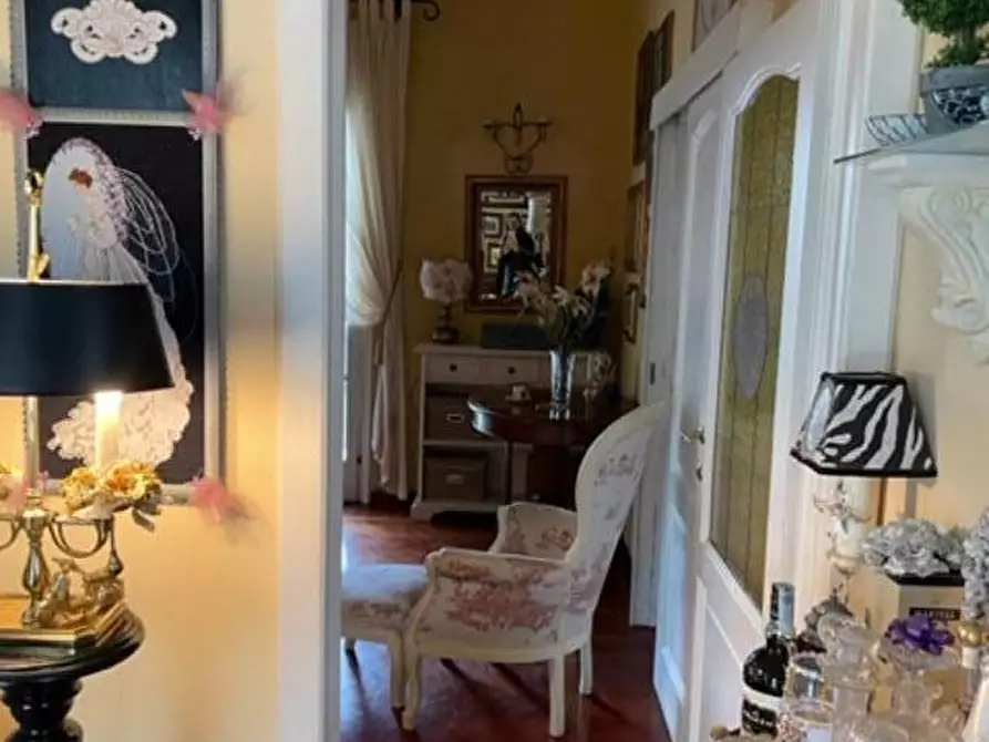 Immagine 45 di Villa in vendita  a Vecchiano