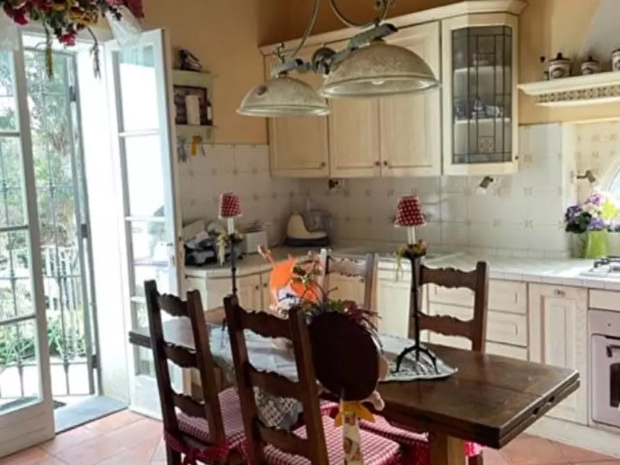 Immagine 22 di Villa in vendita  a Vecchiano