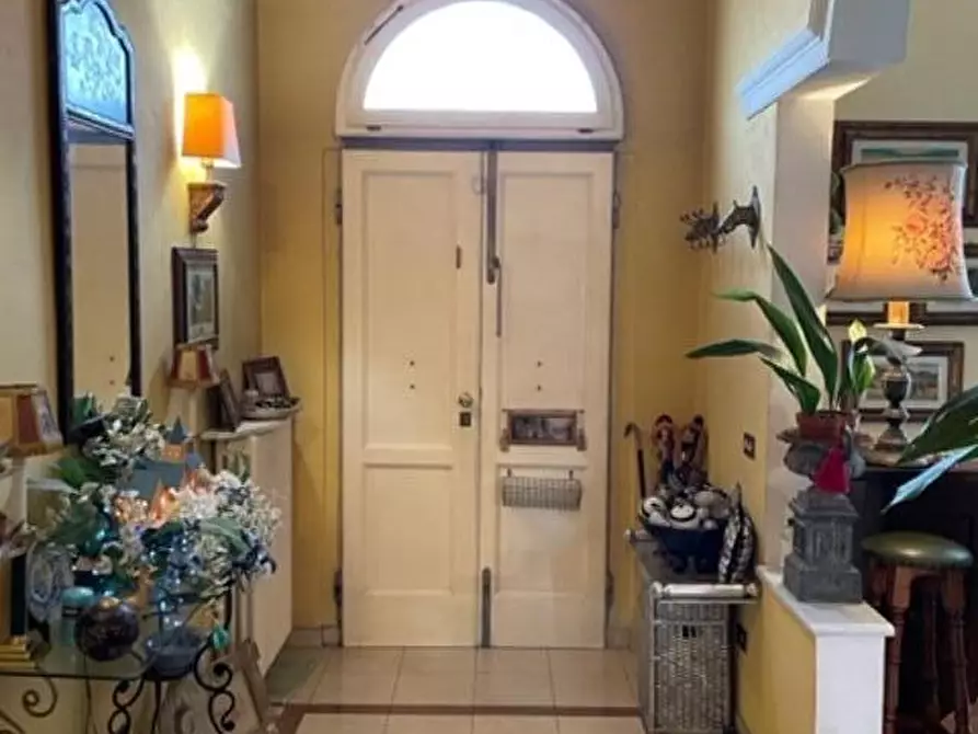 Immagine 70 di Villa in vendita  a Vecchiano