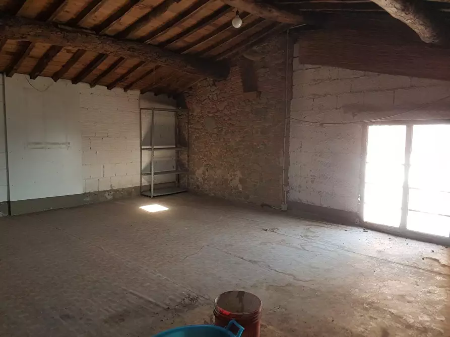 Immagine 20 di Porzione di casa in vendita  a Capannori