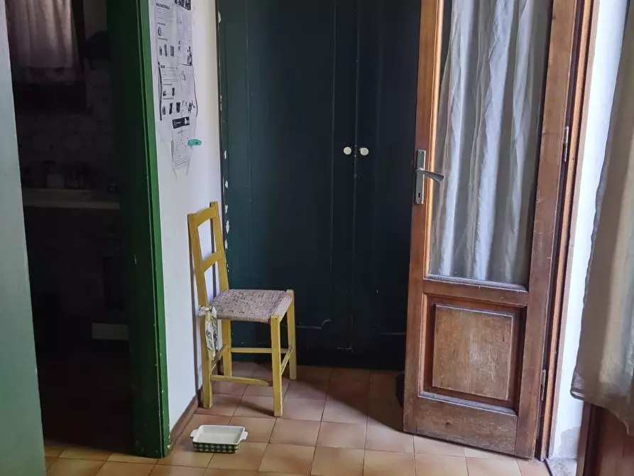 Immagine 15 di Casa indipendente in vendita  a Massa