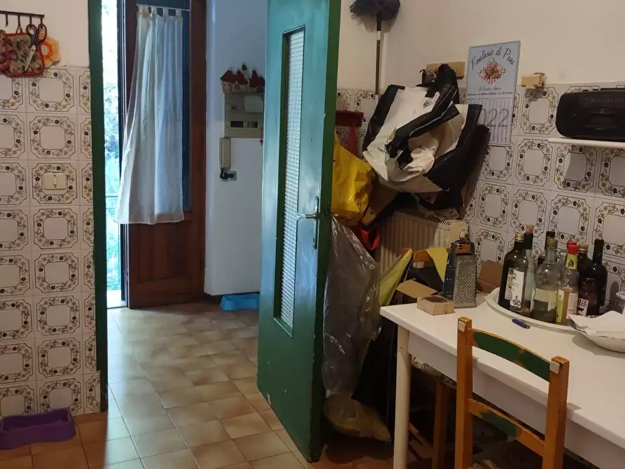 Immagine 14 di Casa indipendente in vendita  a Massa