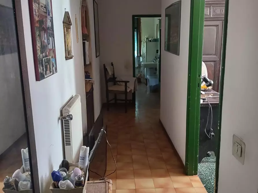Immagine 12 di Casa indipendente in vendita  a Massa