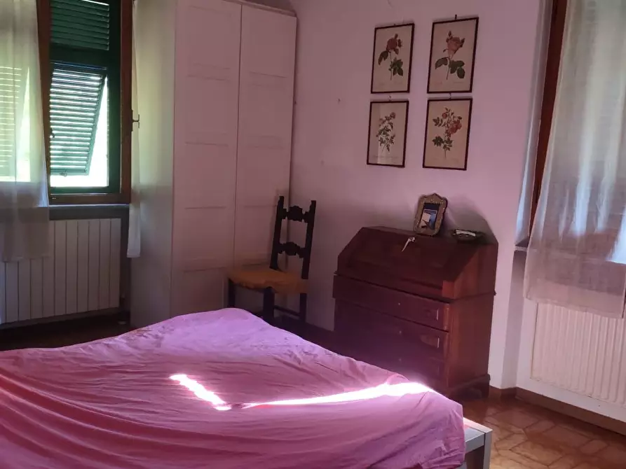 Immagine 10 di Casa indipendente in vendita  a Massa