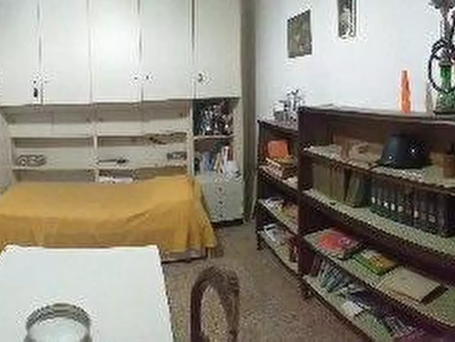 Immagine 78 di Casa indipendente in vendita  a La Spezia