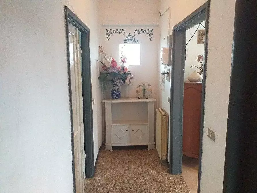 Immagine 38 di Casa indipendente in vendita  a La Spezia