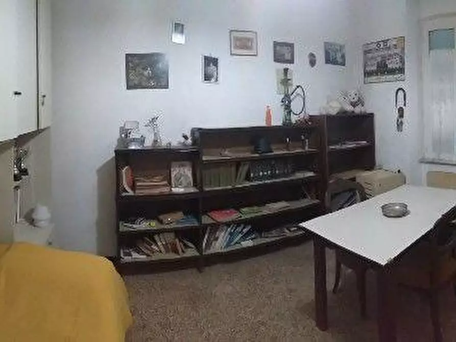 Immagine 21 di Casa indipendente in vendita  a La Spezia