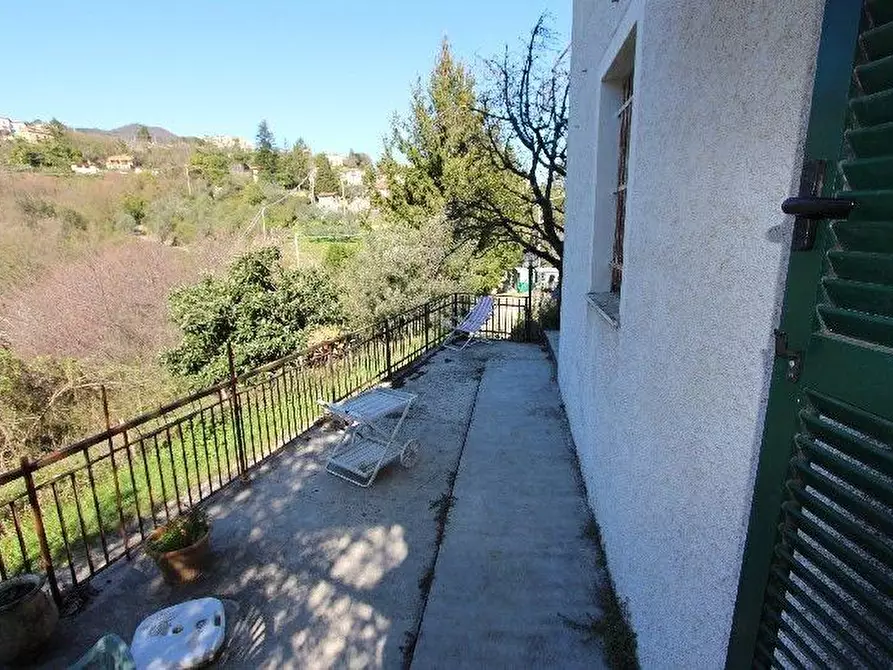 Immagine 14 di Casa indipendente in vendita  a La Spezia