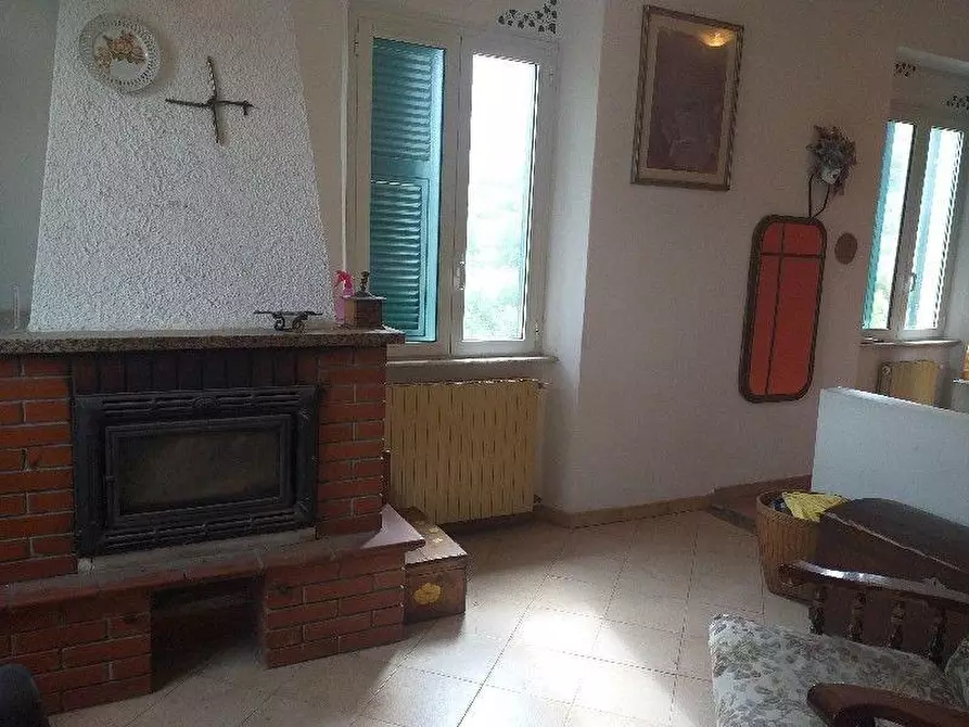 Immagine 42 di Casa indipendente in vendita  a La Spezia
