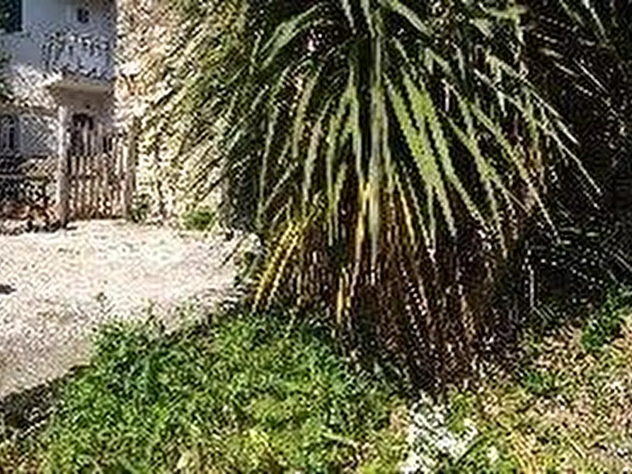 Immagine 64 di Casa indipendente in vendita  a La Spezia