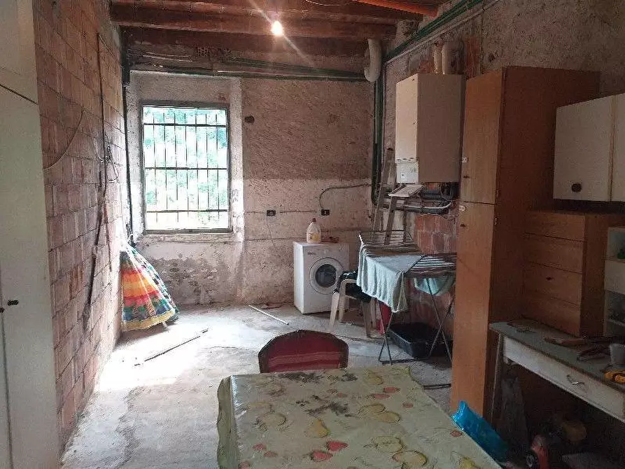 Immagine 22 di Casa indipendente in vendita  a La Spezia
