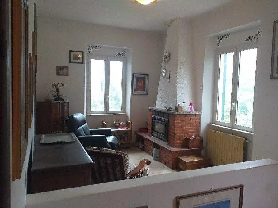 Immagine 47 di Casa indipendente in vendita  a La Spezia