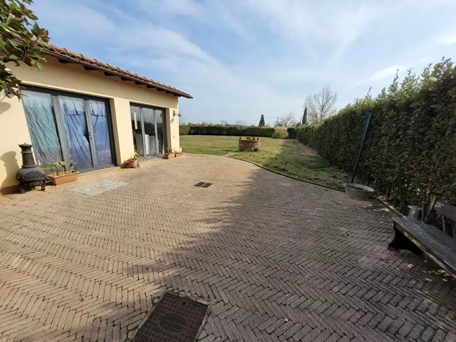 Immagine 13 di Villa in vendita  a Empoli