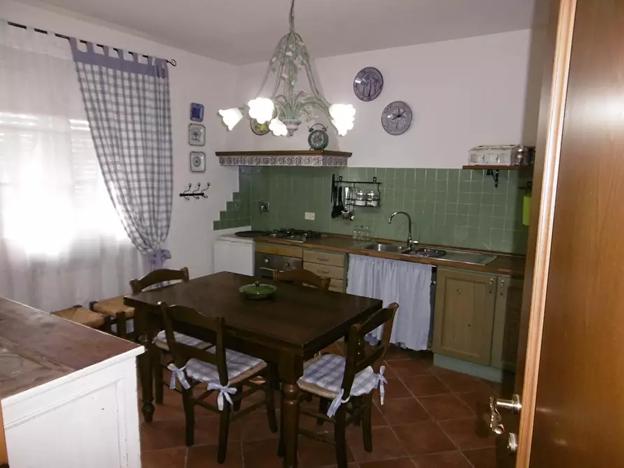 Immagine 5 di Villa in vendita  a Empoli