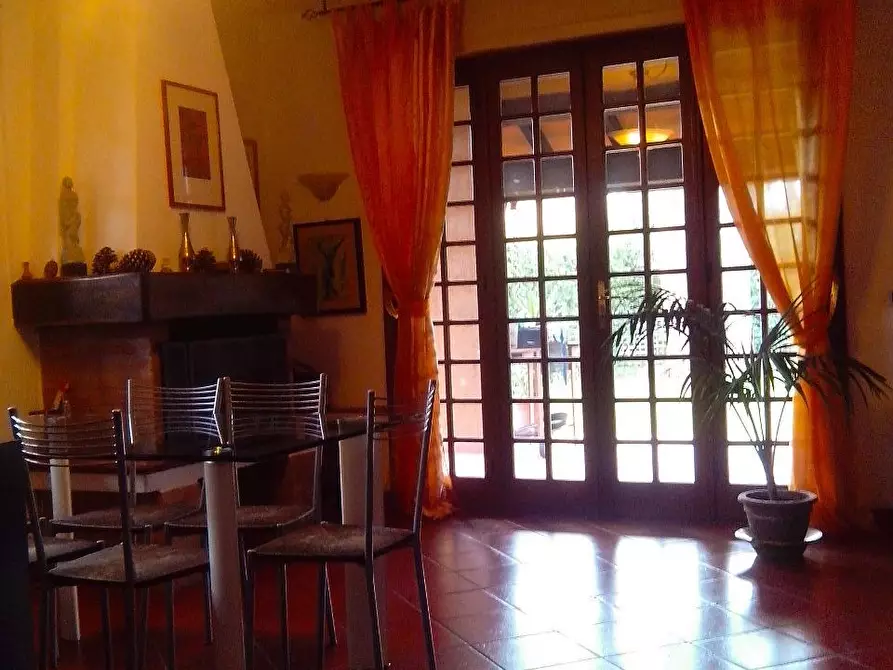 Immagine 13 di Appartamento in affitto  a Forte Dei Marmi