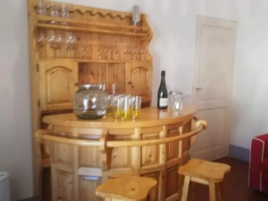 Immagine 5 di Appartamento in vendita  a Carrara