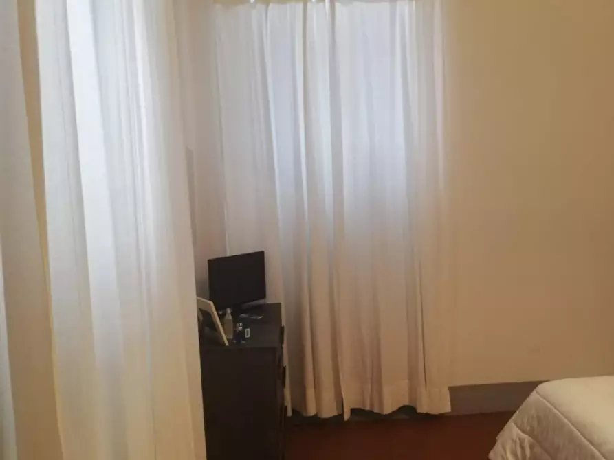 Immagine 12 di Appartamento in vendita  a Carrara