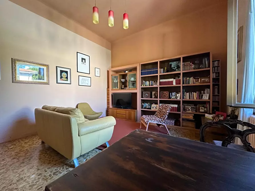 Immagine 15 di Appartamento in vendita  a Pisa