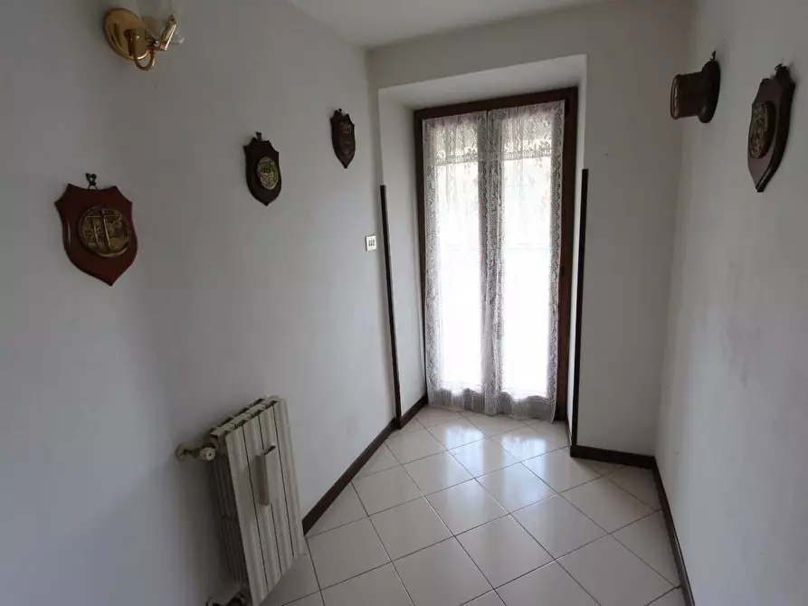 Immagine 29 di Villa in vendita  a Podenzana