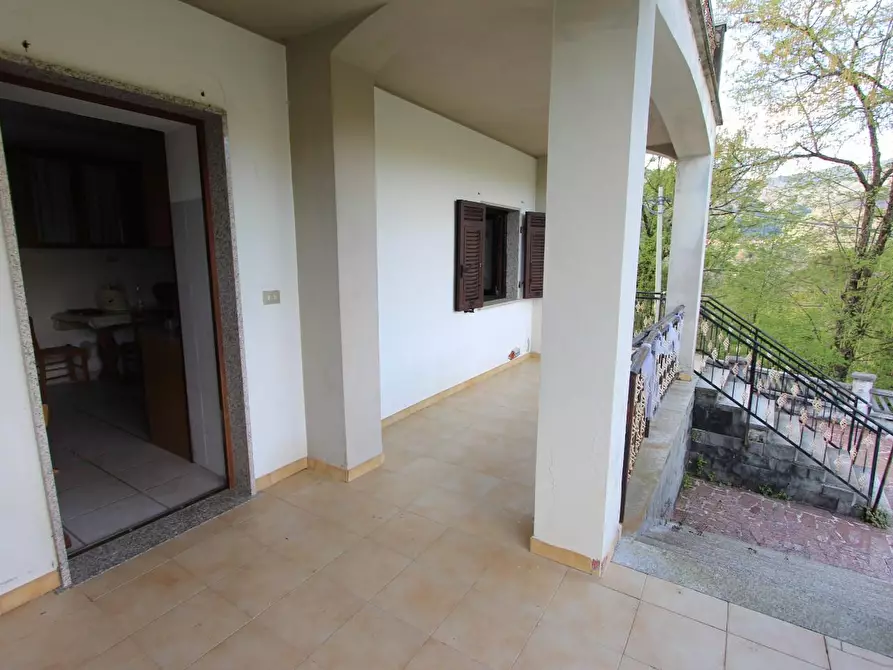 Immagine 44 di Villa in vendita  a Podenzana