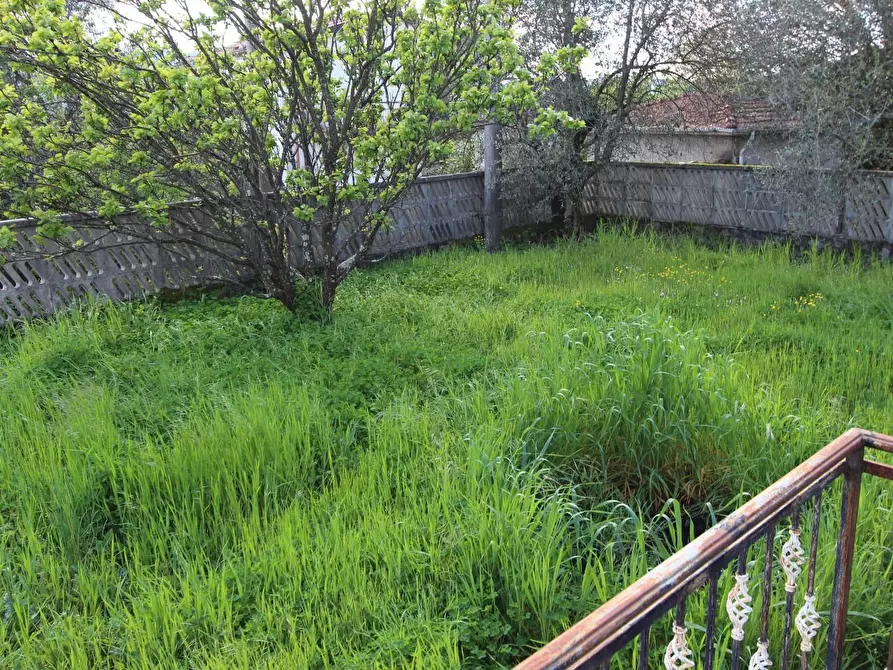 Immagine 50 di Villa in vendita  a Podenzana