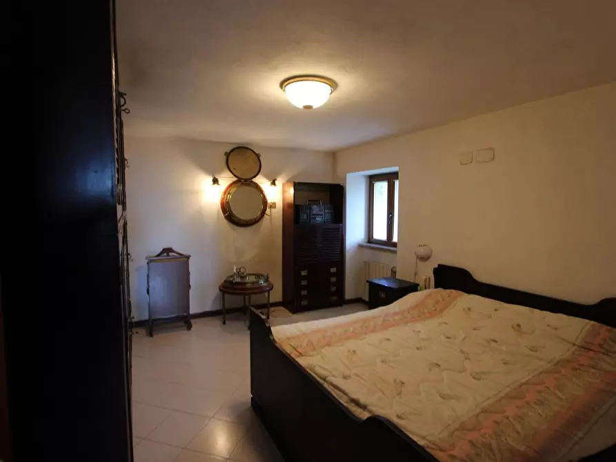 Immagine 26 di Villa in vendita  a Podenzana