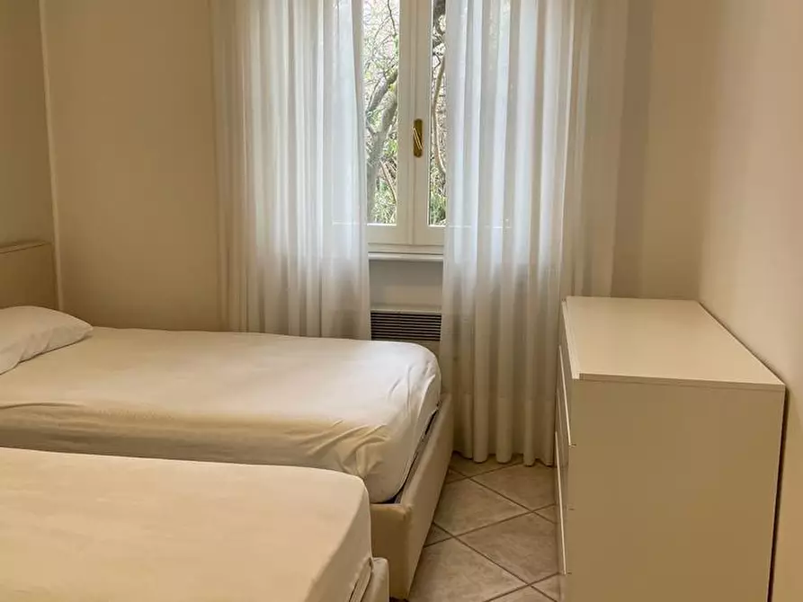 Immagine 16 di Appartamento in affitto  a Forte Dei Marmi