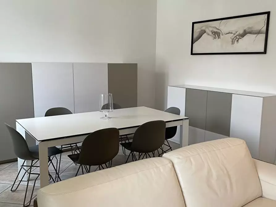 Immagine 6 di Appartamento in affitto  a Forte Dei Marmi