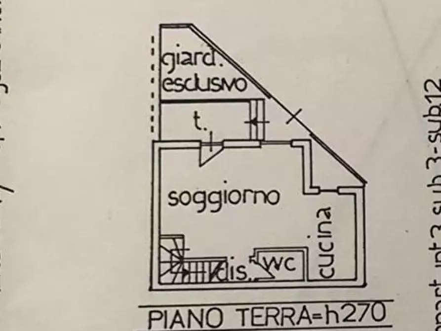 Immagine 10 di Villetta a schiera in vendita  a Massa