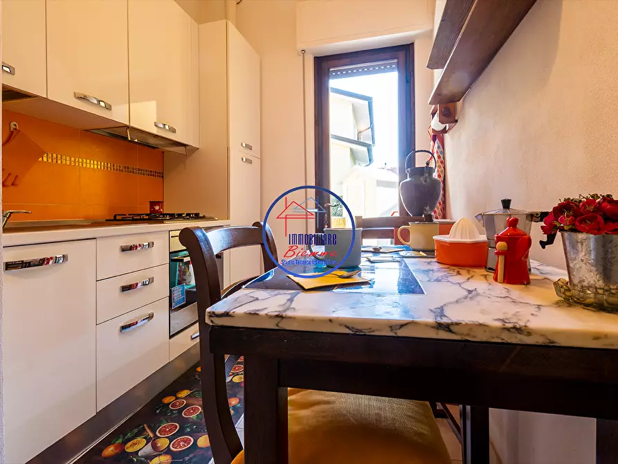 Immagine 5 di Appartamento in affitto  a Viareggio