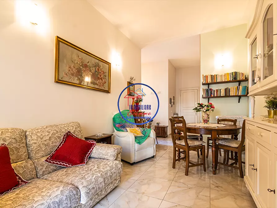 Immagine 8 di Appartamento in affitto  a Viareggio