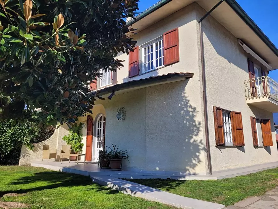 Immagine 3 di Casa semindipendente in affitto  a Montignoso