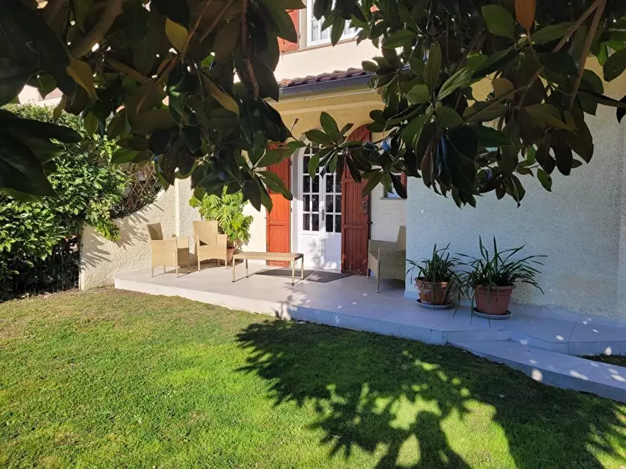 Immagine 2 di Casa semindipendente in affitto  a Montignoso