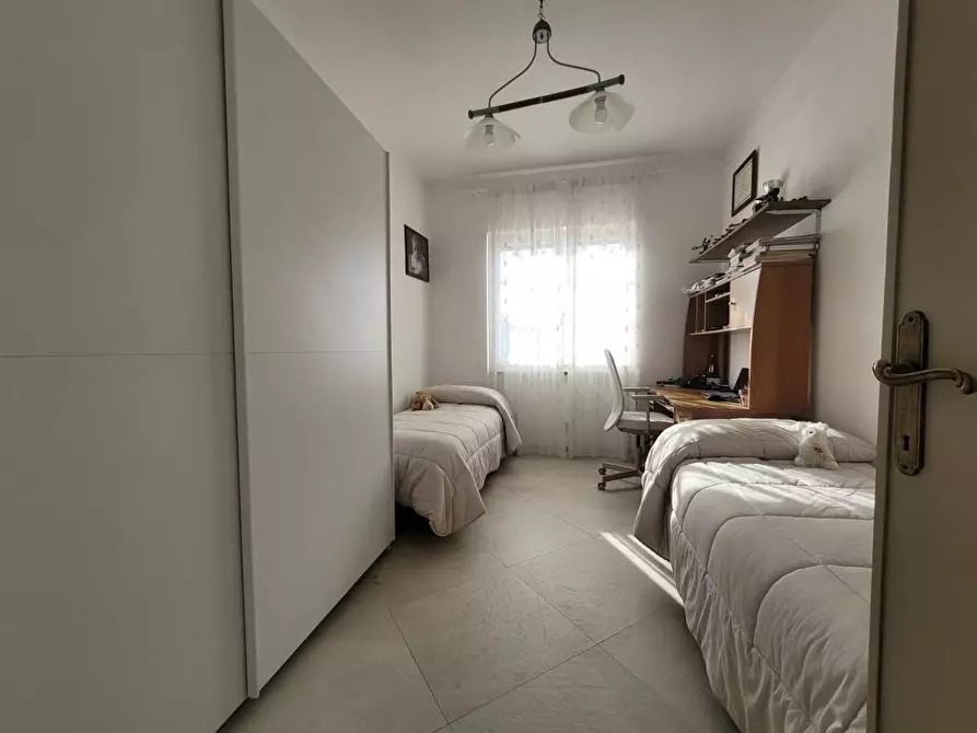 Immagine 18 di Casa semindipendente in affitto  a Montignoso