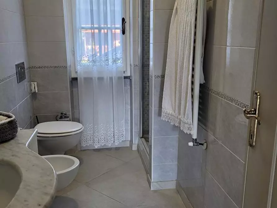 Immagine 12 di Casa semindipendente in affitto  a Montignoso