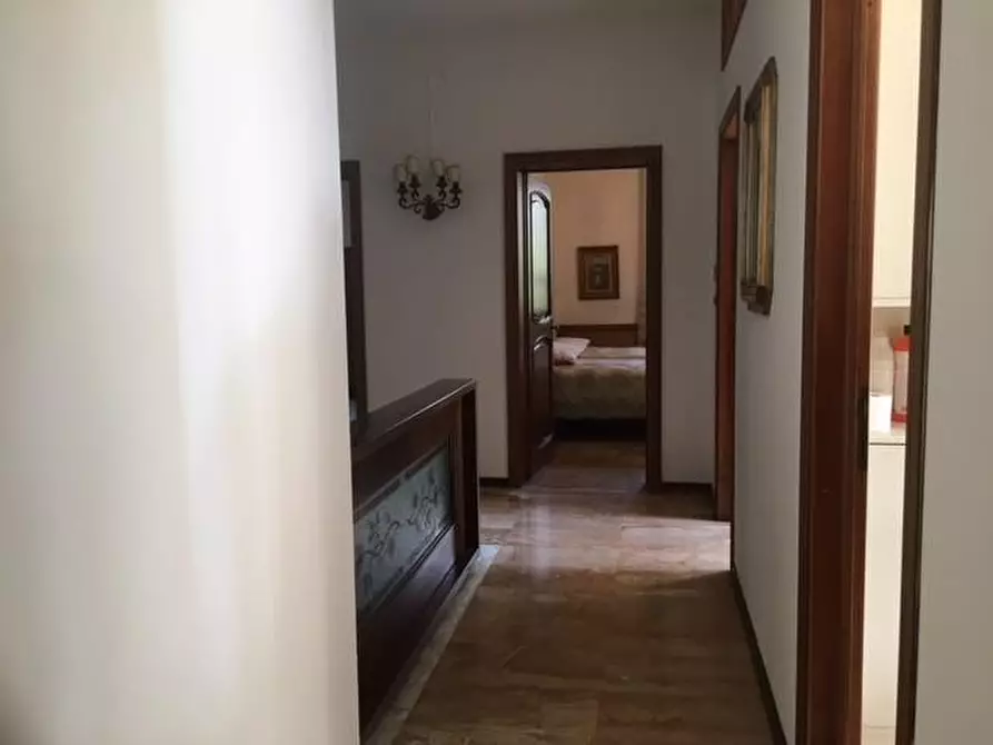 Immagine 24 di Villa in vendita  a Cascina