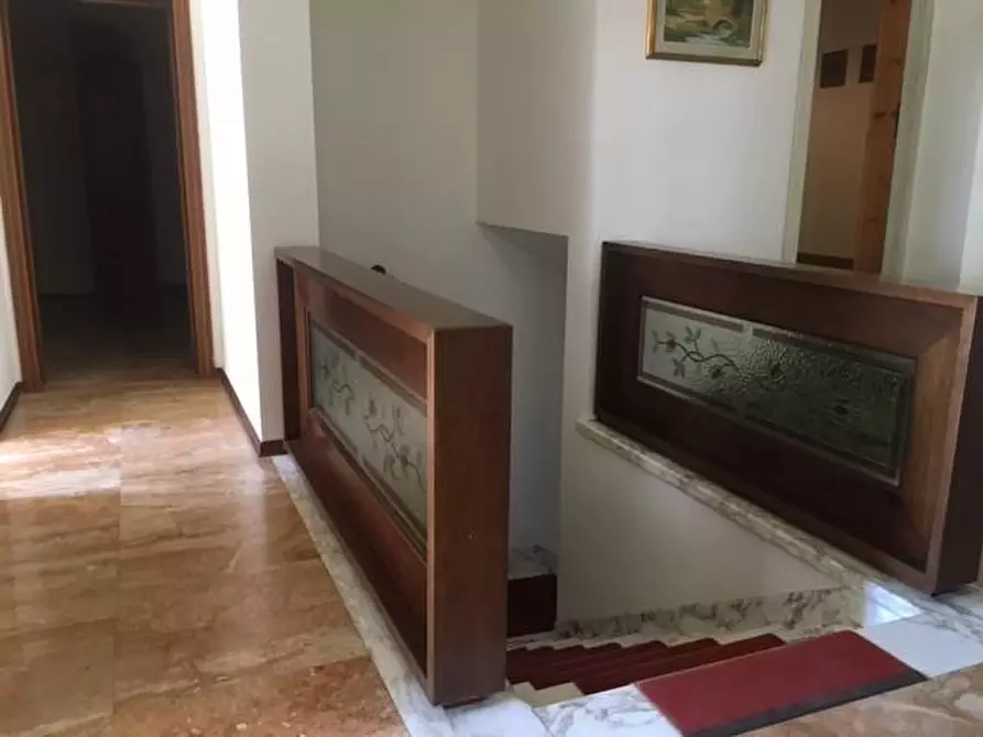 Immagine 23 di Villa in vendita  a Cascina