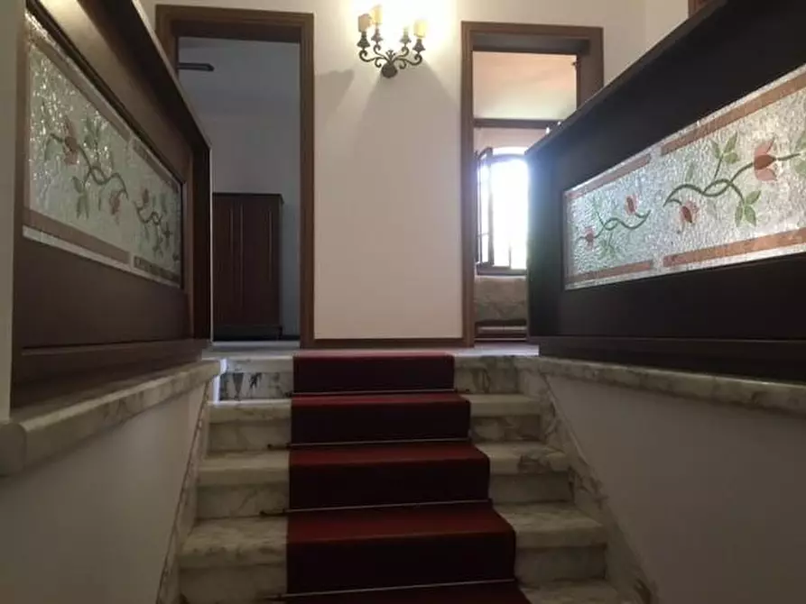 Immagine 22 di Villa in vendita  a Cascina