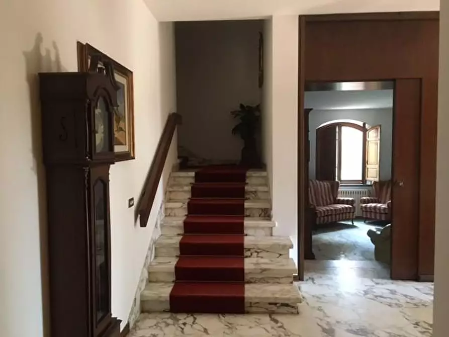 Immagine 20 di Villa in vendita  a Cascina