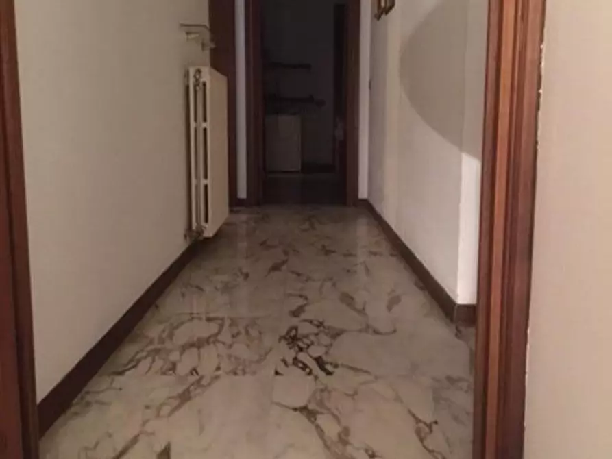 Immagine 17 di Villa in vendita  a Cascina