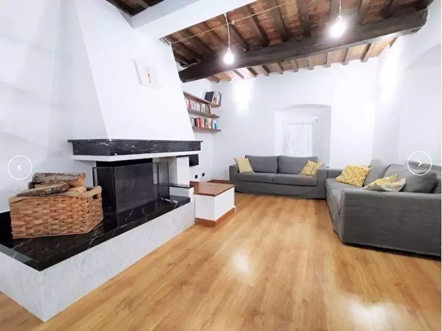 Immagine 7 di Casa semindipendente in vendita  a Carrara