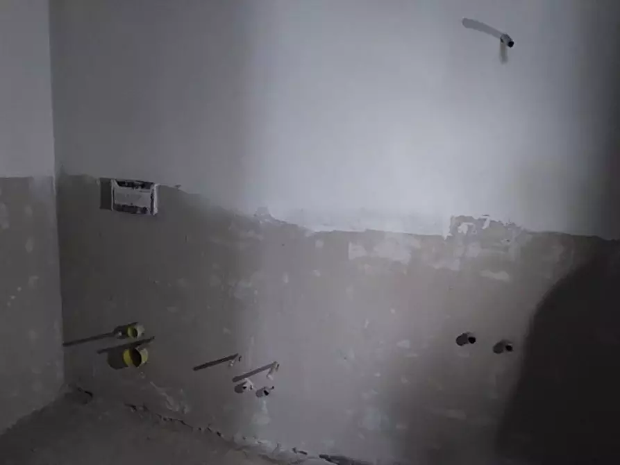 Immagine 22 di Casa trifamiliare in vendita  a Camaiore