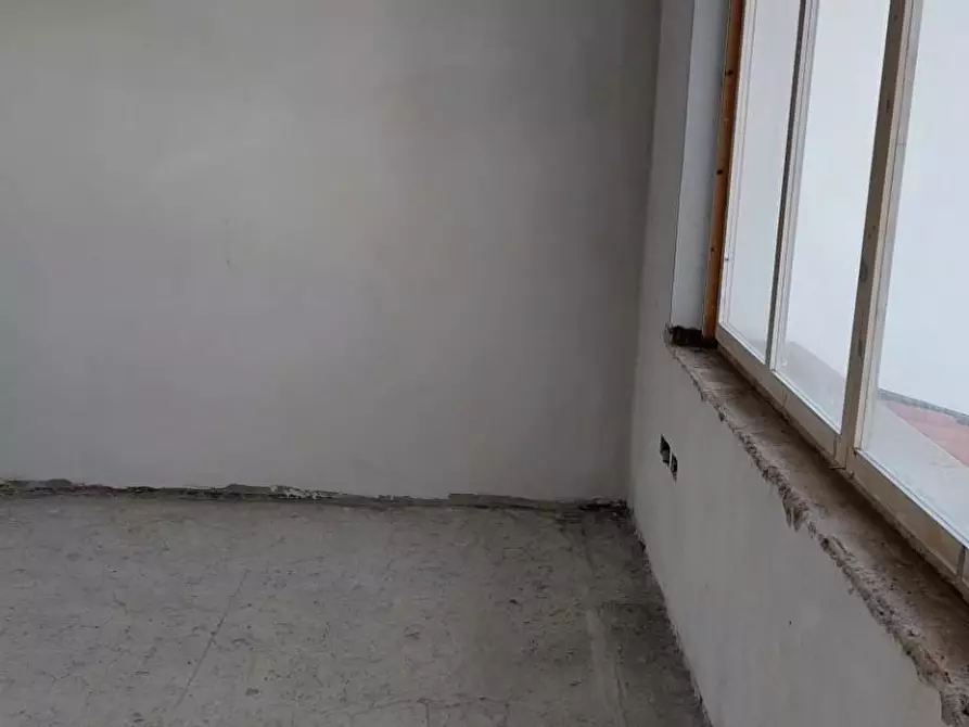 Immagine 33 di Casa trifamiliare in vendita  a Camaiore