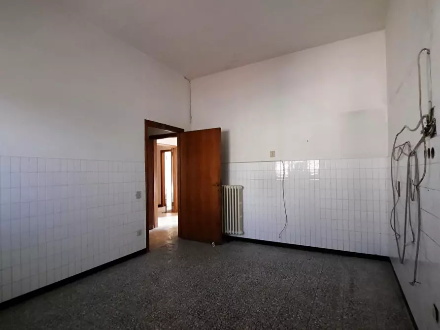 Immagine 6 di Appartamento in vendita  a Cascina