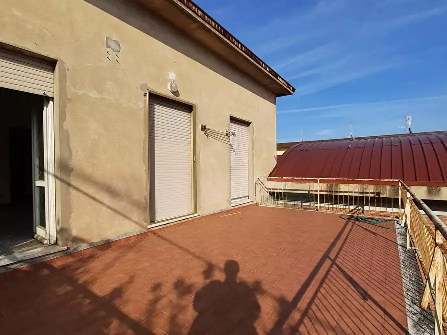 Immagine 4 di Appartamento in vendita  a Cascina