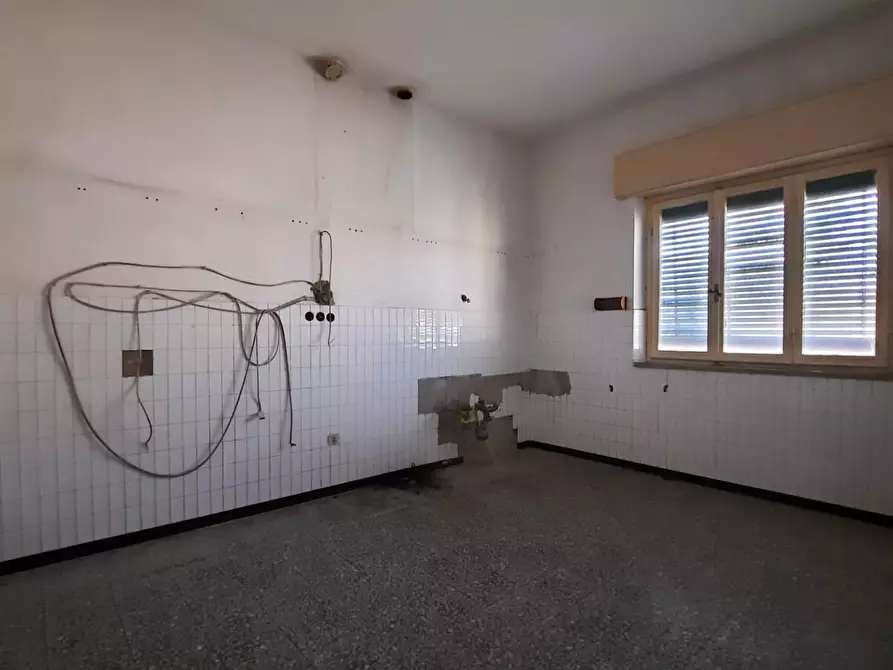 Immagine 5 di Appartamento in vendita  a Cascina