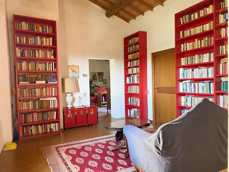 Immagine 16 di Villa in vendita  a Vinci