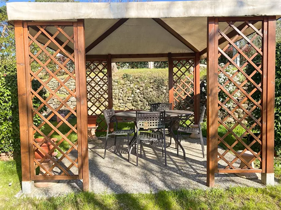 Immagine 6 di Villa in vendita  a Vinci
